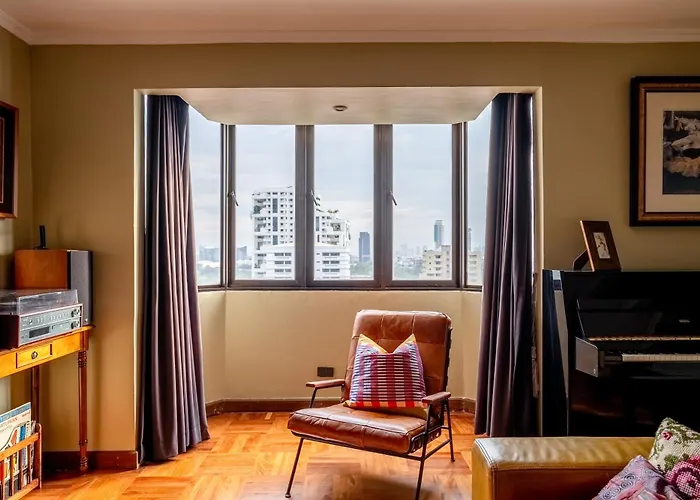 Peony Rustic Sukhumvit, Nana Bts *